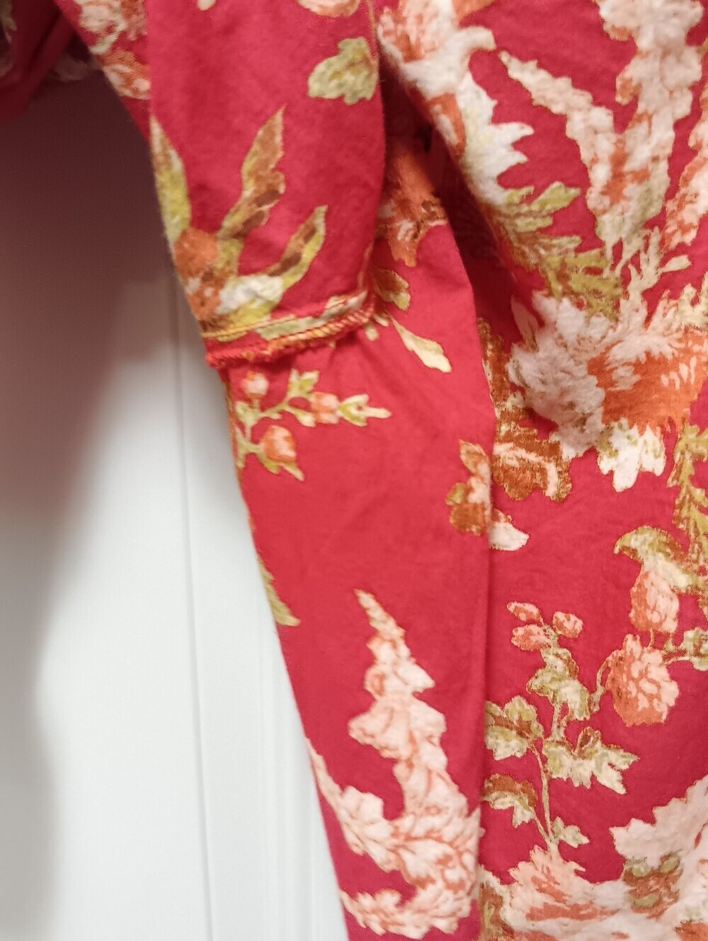 Sundance| Leia Reef Pull-on Cropped Pants Floral Novelty Tie Front Red Boho - Picture 6 of 11